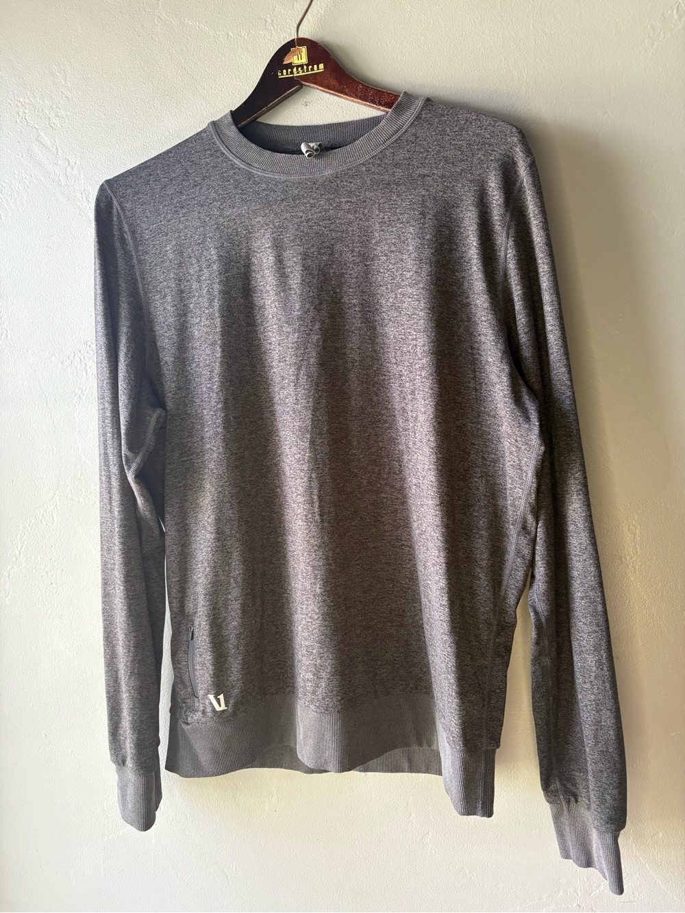 Vuori Ponto Performance Crew Sweatshirt ~ Size M